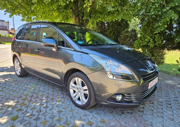 Peugeot 5008 cena 21900 przebieg: 216000, rok produkcji 2011 z Sompolno małe 781